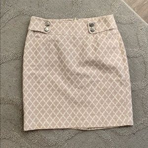 Banana Republic Tan & Cream Skirt - 6